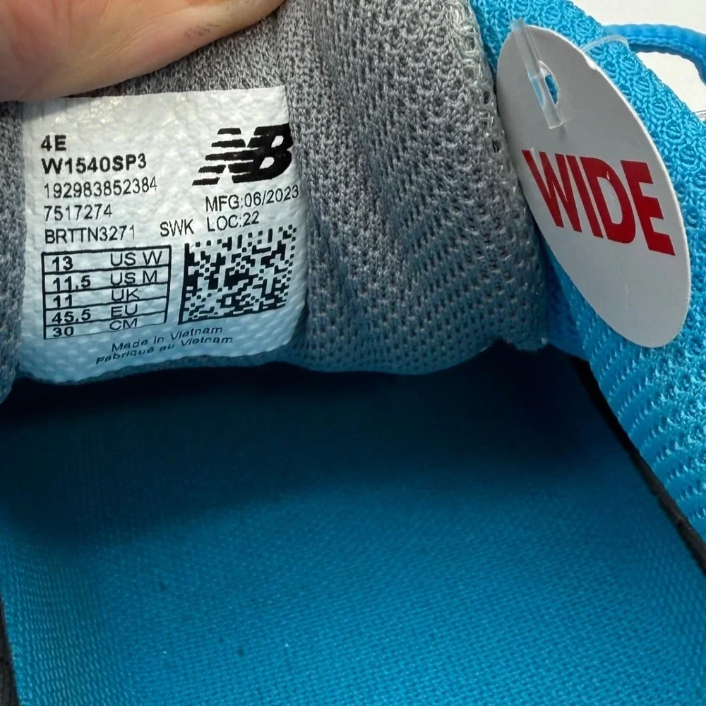 New Balance 1540v3 Women 13 4E Grey Blue Like New W1540SP3 Wide Running Shoes